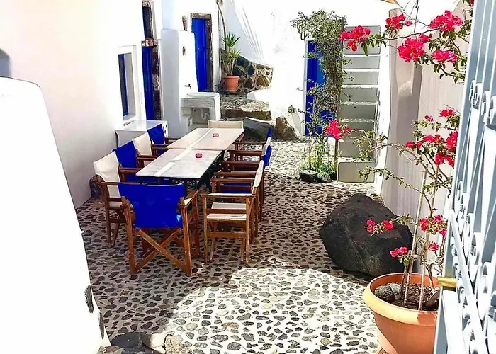 Gemini Cave Florina * Oia